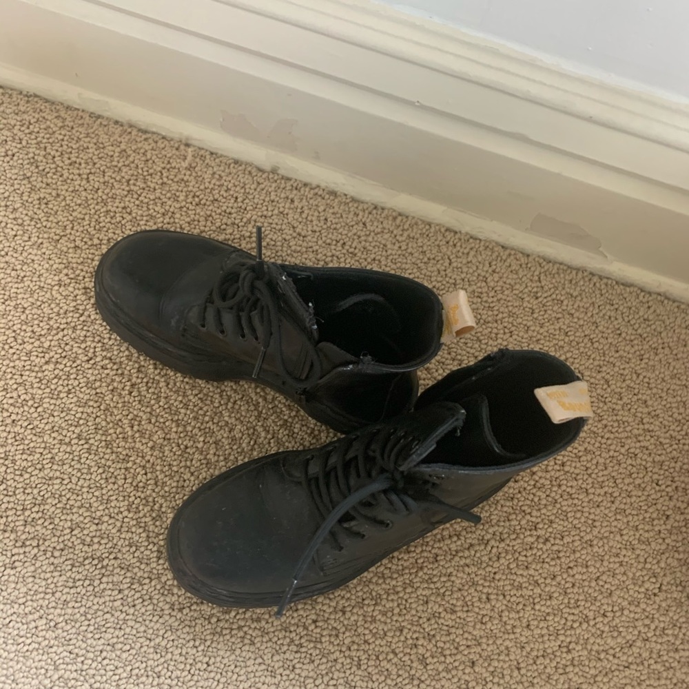 💛 Doc Martens Vegan Jadon Mono - Picture 3 of 7